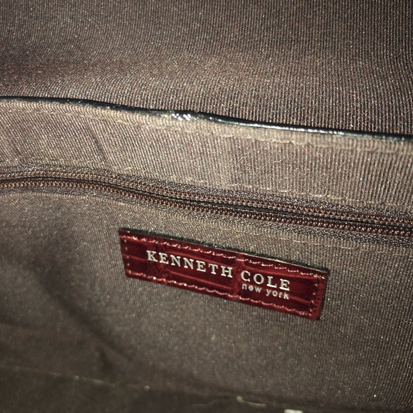 Kenneth Cole Alligator skin purse - Picture 5 of 7